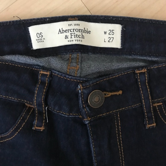 Abercrombie jeans - Picture 3 of 3